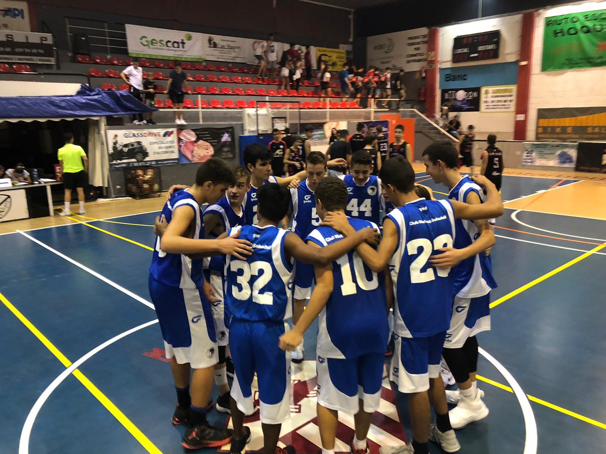 CNSBasquet's tweet photo. Bon joc i reacció del cadet A masculí que ha superat el @CBMollet per 63-65 al darrer període #somCNSabadell https://t.co/QRUmmMy4x3