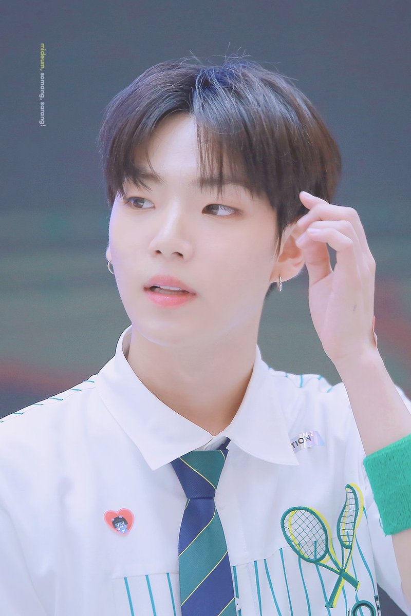 170803MSSS's tweet photo. 180617 고양 팬싸 
。┌─☆┐
 ┌┘▧▨   └┐ㅂ르ㅂ르
 └◎──◎┘ㅜㅇㅜㅇ。˚ 。˚ 。
차를 타고 해피 바이러스 전달중!
▒*▒*▒*▒*▒*▒*▒*▒*▒*▒*
#온앤오프 #ONF #이창윤 #창윤 #E_TION https://t.co/mfqAyX9mRe
