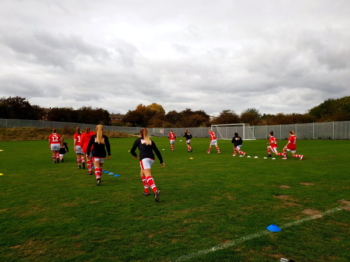 bishbosh77's tweet photo. Warm up underway at a blustery Fleets for the @Premdor @BFCLadies Devs as they prepare to take on Altofts. #COYR #barnsleyisbrill #RedDevs https://t.co/RPuriEgVRo