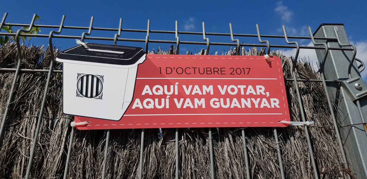 cdrsjd's tweet photo. CAP LES PLANES, INSTITUT FERRER I GUÀRDIA, CASAL D'AVIS, CAP VEDAGUER, MÒDULS INSTITUT SALVADOR I PEDROL. #nioblitniperdo #1oct #santjoandespívavotarquesi https://t.co/negkV8YECE