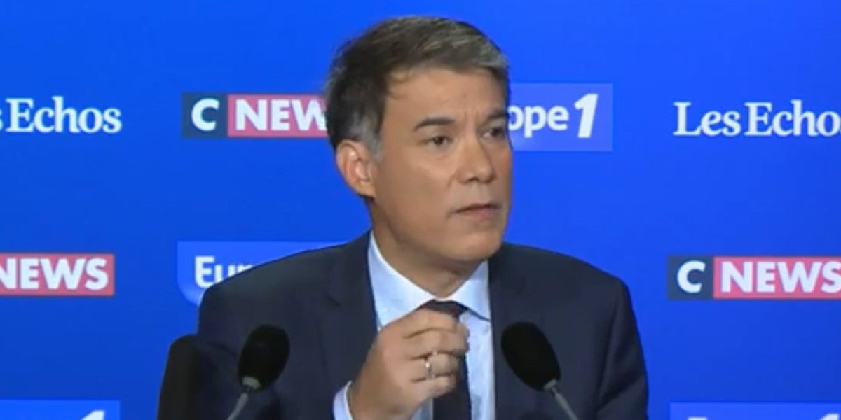 Europe1's tweet photo. "La porte est ouverte, mais je ne vais pas courir après les uns et les autres. Si chacun a en tête de faire son score parce qu'il pense que l'avenir tourne autour de son nombril", alors la gauche sera fragmentée, assure Olivier Faure. #LeGrandRDV https://t.co/KgwaJls7fD