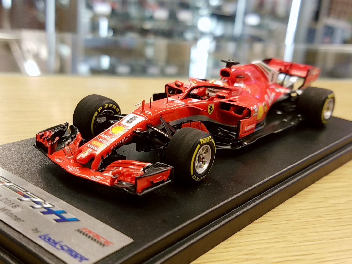 ルックスマート １／４３  SF71-H 2018セバスチャン・ベッテル ルックスマート 1／43 SF71-H 2018セバスチャン・ベッテル