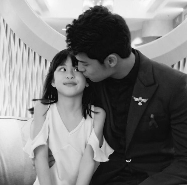 donnypangilinan's tweet photo. She helped me get ready last night https://t.co/c4RTjST780