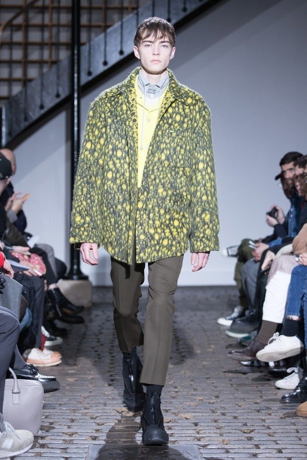 CMMN SWDN　SERGEY – OVERSIZED SHIRT JACKET (NEO) : news.kikunobu.jp/2018/09/30/cmm…