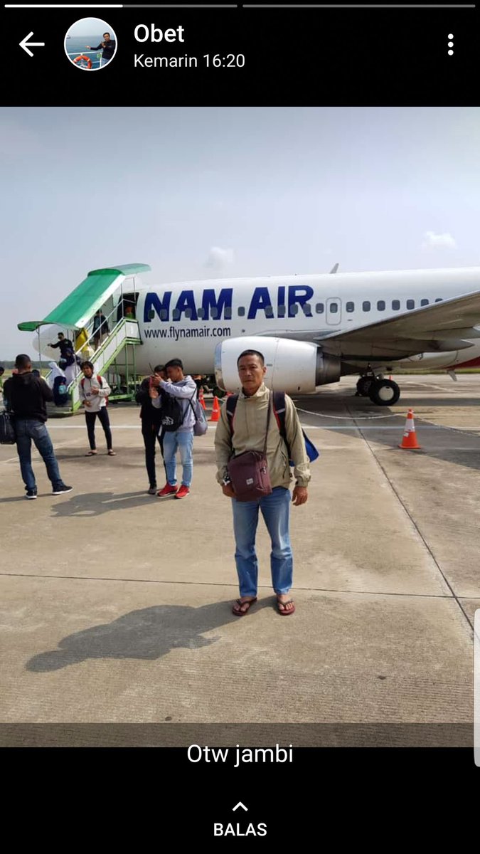 RuhendarD's tweet photo. Sang pengawal kebanggaan kita "pa Obet" Rohman otw Jambi dan di stadion Bumi Masurai Bangko Jambi.
@ForzaPSGC
@PSGC_Ciamis
@Squadrabastardo
@Infogaluhciamis
@InfoPsgcCiamis
@BarayaGaluh
@supporter_PSGC
#PSGCday
#semogatigapoin https://t.co/ebEVhDl3xi