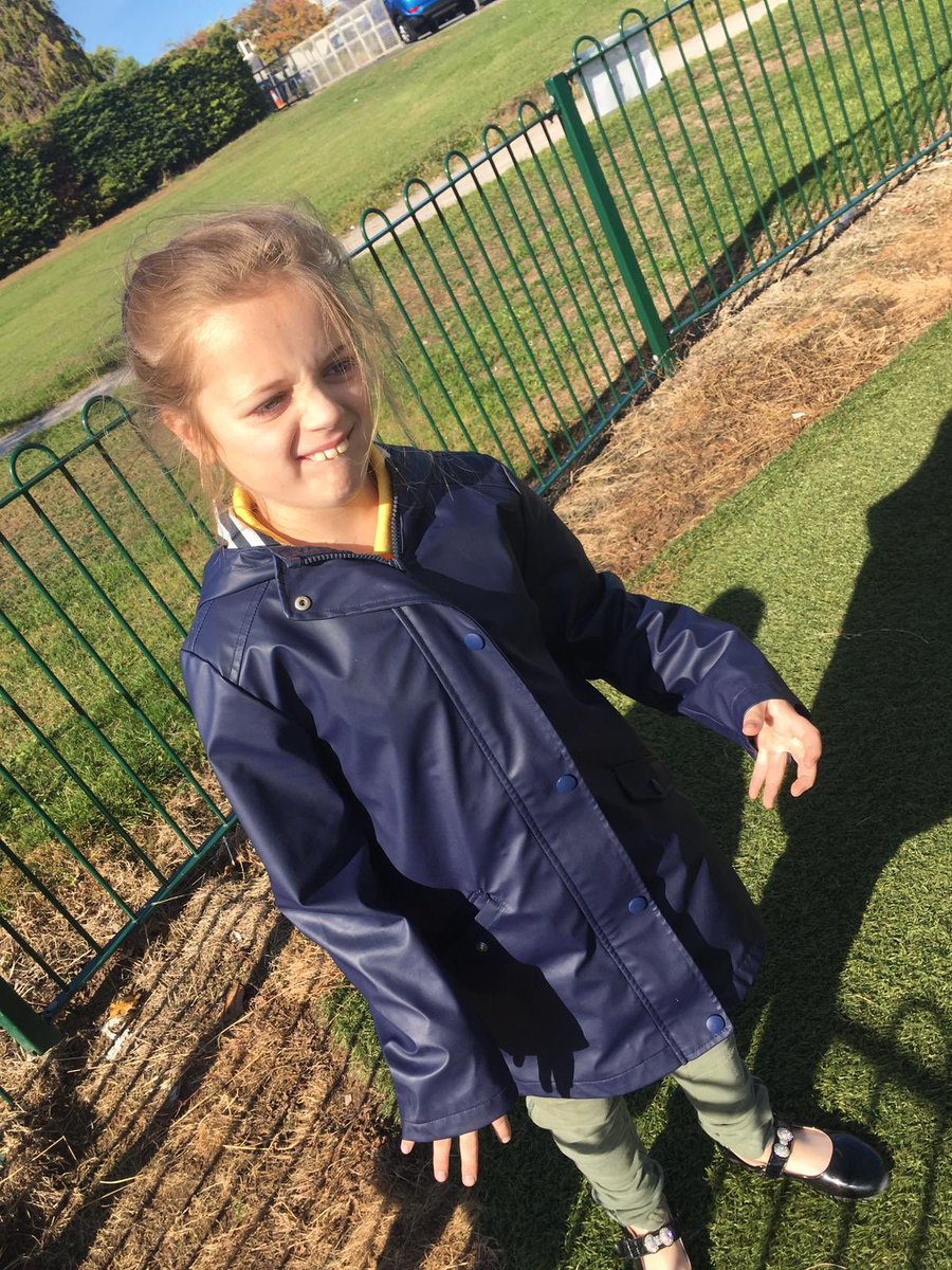 YsgolPenCoch's tweet photo. Hawks enjoy their first trip out during their Incredible Me afternoon session. The mile a day walk followed by some time on @YsgolGwynedd park. Thank you letting us play on it. #incredibleme #hawksclass https://t.co/2KHU9Yy71x