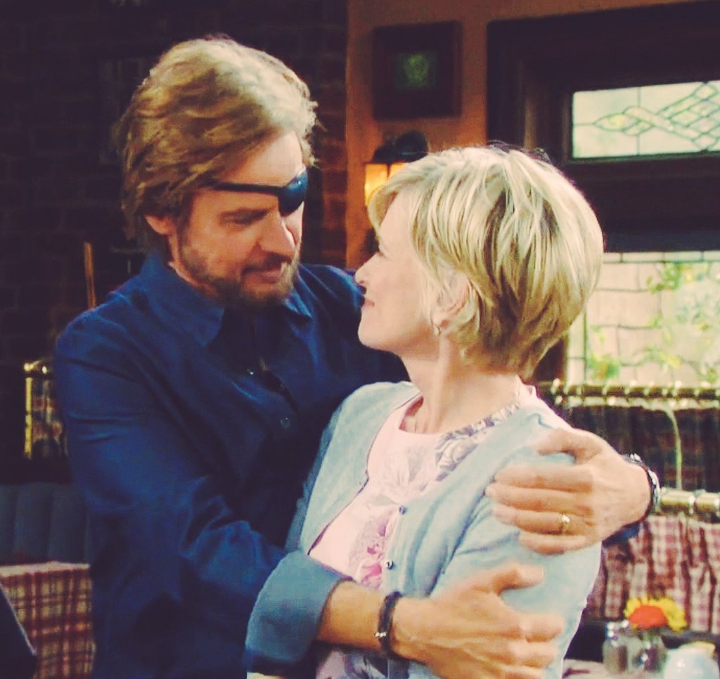 nokaroline's tweet image. We miss their laughter, smiles and joy on our screen. #days is absolutely not the same without them. Please bring back this magical couple and make days sweet again. #BringPatchBack #Stayla @marybeth_evans1 @officialnichols @carlivatiron