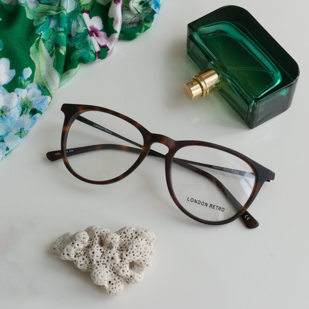 glasses_direct's tweet photo. Sundays are for #relaxing (always in cool frames, of course 😉 | Featured pair is #LondonRetro Hoxton 
Available at https://t.co/8SXRfpl2bN
#eyewear #glasses #loveit #style #stylish #ootd #sunday #sundayfunday #mood #relax #glassesdirect https://t.co/TUDG2muciE