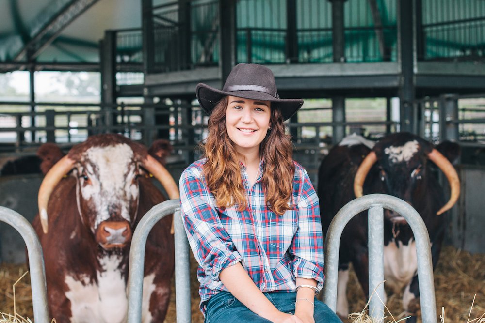 HallKenton's tweet photo. Lucy has had a busy summer on the farm, harvest has been followed by harrowing and drilling. Our English Longhorn cattle are still out on grass but the roundhouse has been cleaned ready. Fluffy straw beds will await them.... #farming #suffolk #ladiesinbeef #farming360 https://t.co/PpkAYyoQPW