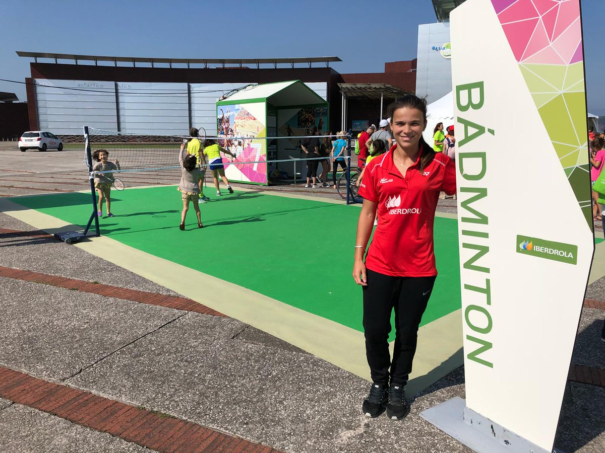 BadmintonESP's tweet photo. Nuestra Elena Fernández está este fin de semana en el Tour Mujer, Salud y Deporte en Gijón. ¡Grande Elena! #TourMSD #GijonEnForma https://t.co/AOJ0YgVg3J