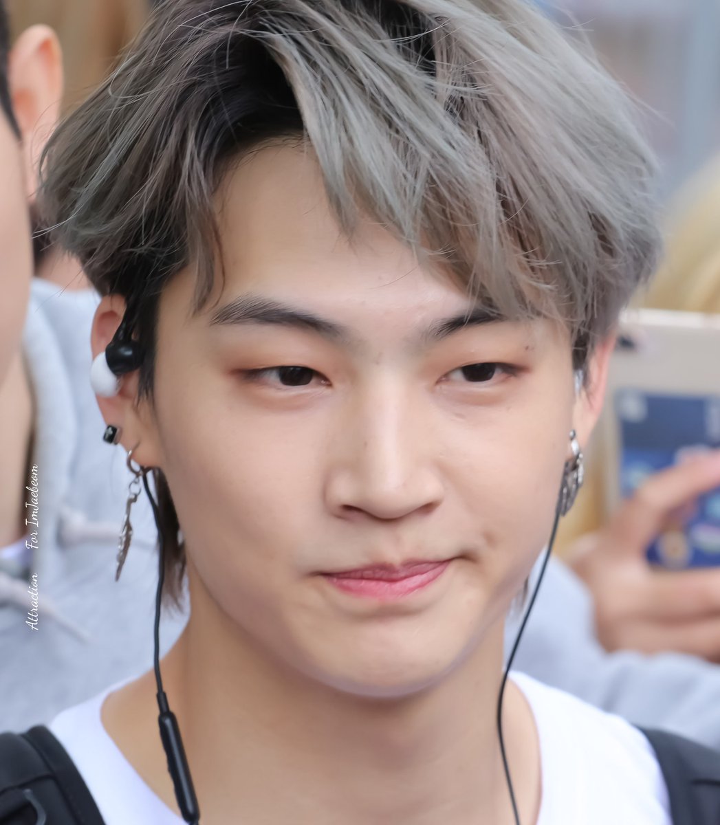 defjbpics's tweet photo. #Lullaby4thwin https://t.co/Rddxy0i0Em