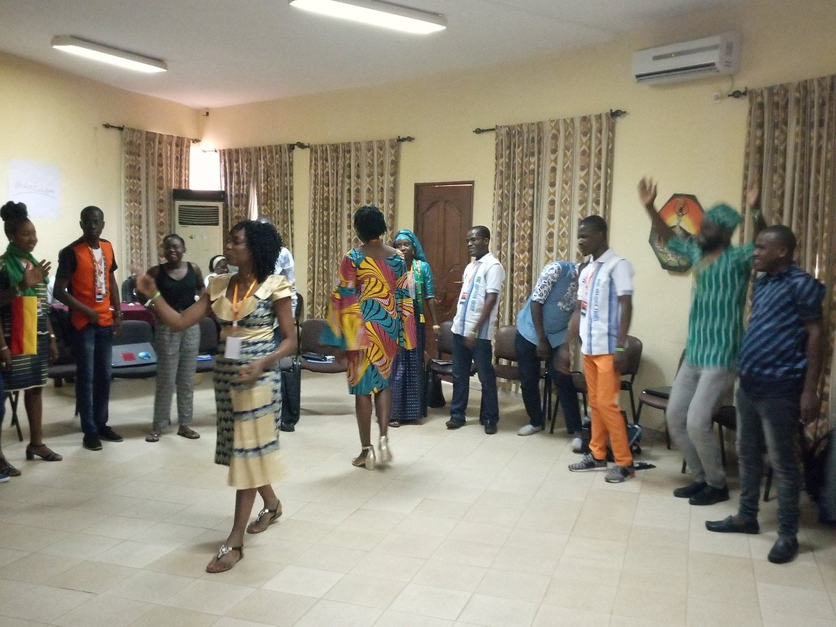 ashokaafriquefr's tweet photo. 3rd and last Day Energizer this morning with young emergent innovator @AshokaAfrica #AmexLead #changemaker https://t.co/kUhHMCBVxU