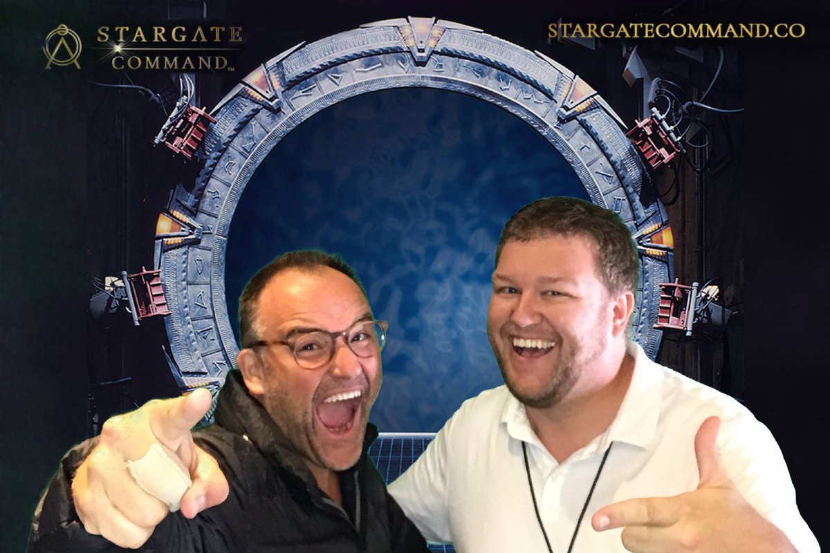 SGFansUnited's tweet photo. #GateconTheInvasion photo booth! @D_DELUISE
Thanks to @GateWorld for so many cool pictures of the event! https://t.co/sCVtujsahG