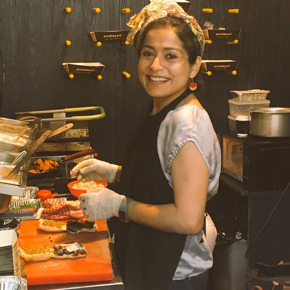 RajaSen's tweet photo. The fabulous @RoshniBajaj is making pavs all day till 11pm tonight at #PackAPav in #Bandra. These are incredible. Go be a glutton. #PavWithFriends https://t.co/GuVxjZYGDo