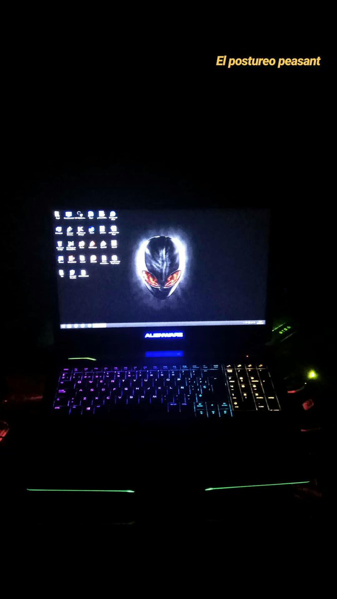 Anchonvw's tweet photo. Hemos venido a jugar. https://t.co/SBKEzfP0Na