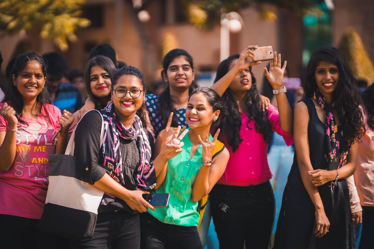 JAIPURJNU's tweet photo. #JnuTechnorazz, #TechnorazzSelfie #TechnorazzMasti #InterCollegeCompetitions #JnuFun #colleges #campus #event #university #jnu #jaipurnationaluniversity #jaipurblog #pinkcity #jaipurwalee #jaipur #participate #Students #DjNight #music #dance #masti #dance #music #celebration #fun https://t.co/KDpOjDuoJP