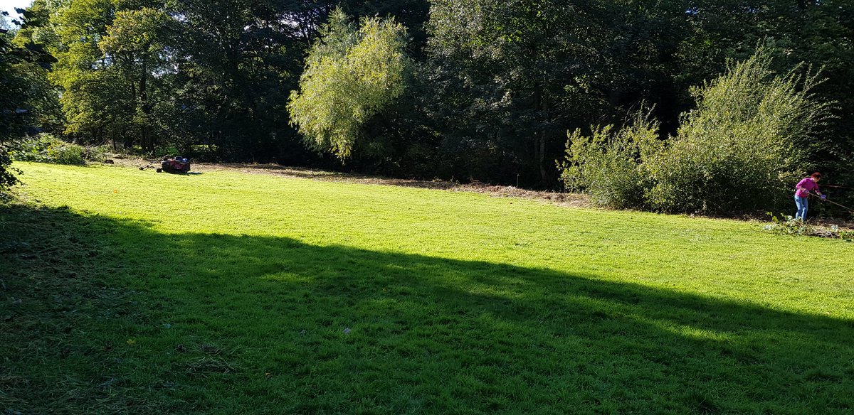 Before and after 👍 Thank you to Parents and Committee members that came down and got the grounds ready for our fundraiser.