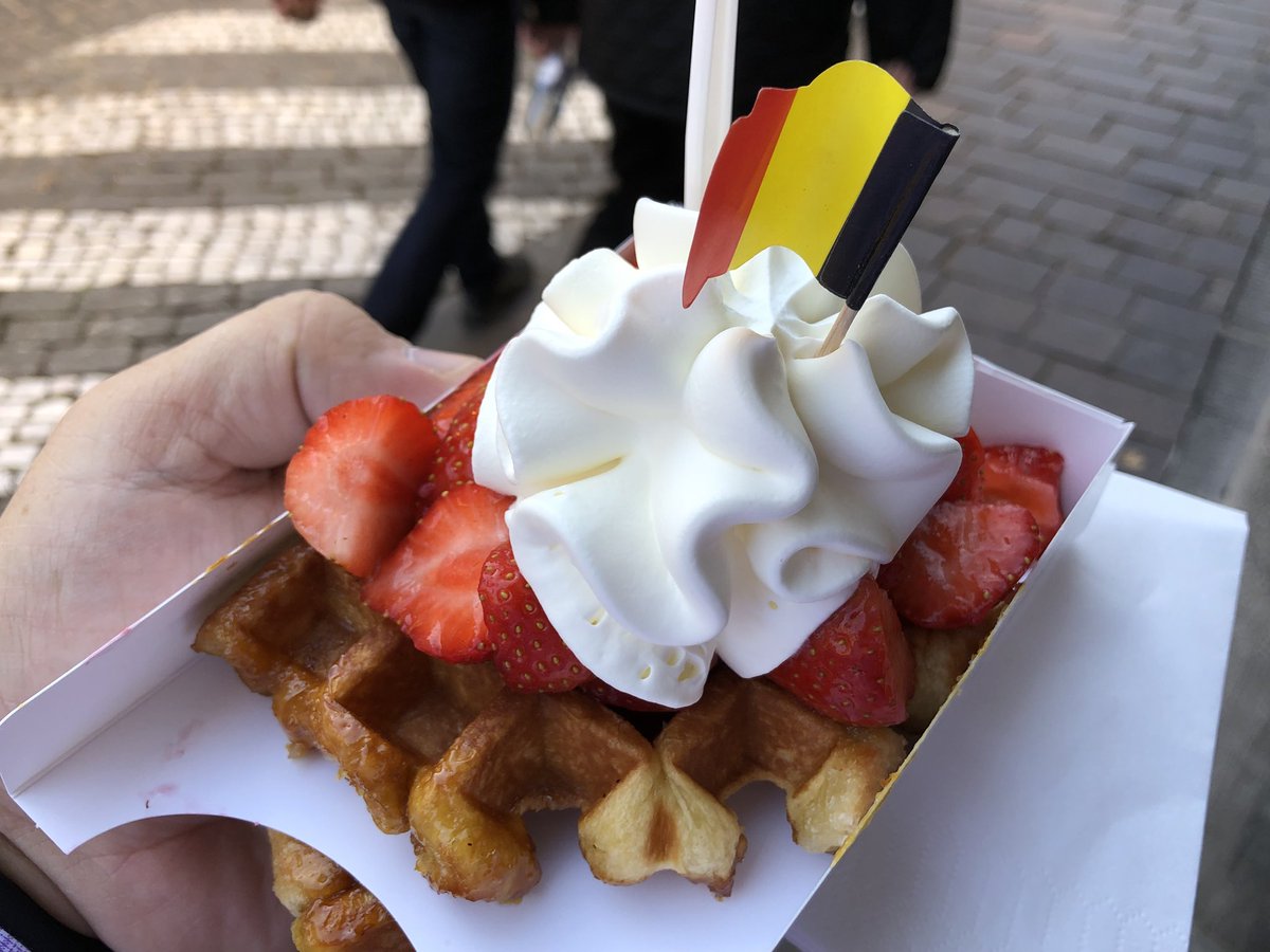 JohnCerilli's tweet photo. #Breakfast, #Belgium style! #LiegeWaffles made right in front of your face — so freakin’ good! #WeLoveChezAlbert #ChezAlbert #Brugge #Waffles 🇧🇪 https://t.co/ZLOE76CSzT