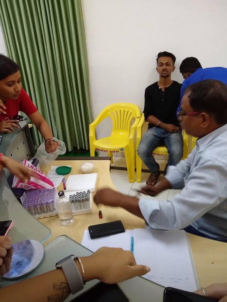 Radhikaa23's tweet photo. Students are ready to compromise their health to stand for their rights and to get justice. Medical checkup of the students has been done and the hunger strike will begin from tomorrow 8 AM. HNLU demands support. #HNLUHungerStrike #HNLUkiAazaadi #SPSout #HNLUProtest https://t.co/NqvGndXy1b