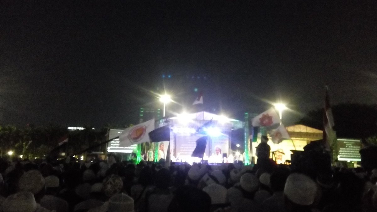 Muchammadagung2's tweet photo. @2019gan79981959 Aku disini https://t.co/fmgCUwAfHQ