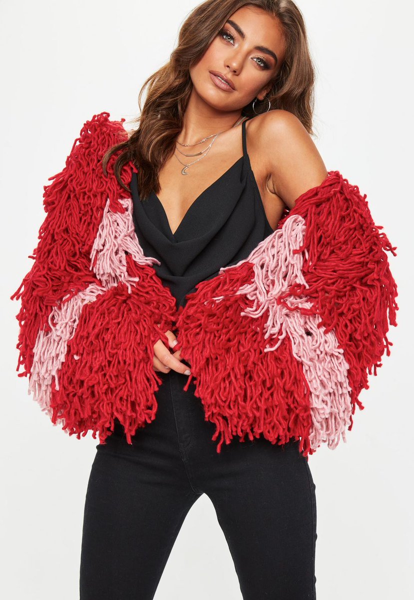 📣 Alerte tendance 📣 
Le gilet poilu ou comment être hot par temps froid 🔥🔥 missgu.id/8DRJqE