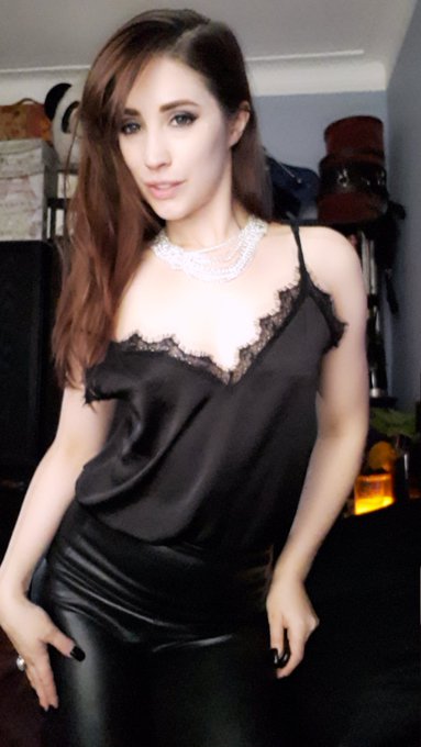 I think it's finally time for bed 😅😋  Hope everyone had a good night! https://t.co/85VFbMxjig<a href="/tag/mvsales"class="tags"><span>#mvsales</span></a>