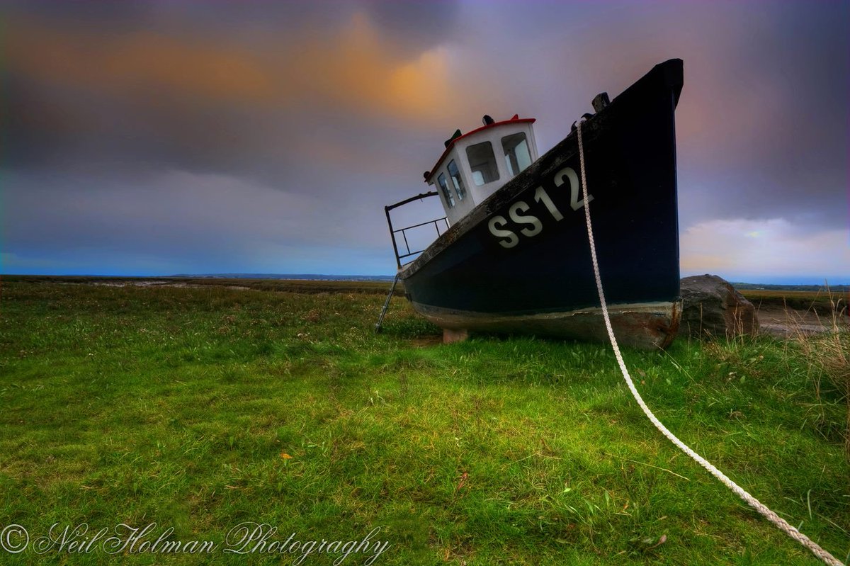 NeilHolman3's tweet photo. The SS12 Fishing Boat at Penclawdd, Gower @ruthwignall @kelseyredmore #GowerNT @CTywydd #gower #TreadGower https://t.co/NU9n7F1JK6