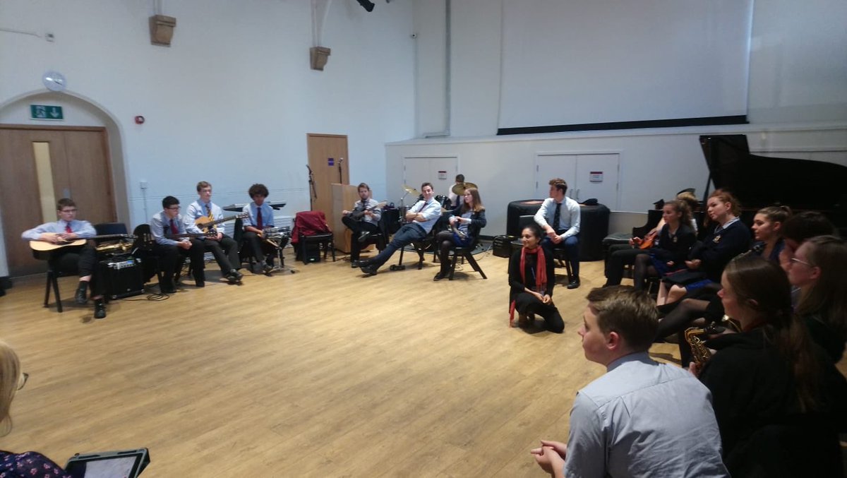 TaraFrankscello's tweet image. Great to work with year 11 music students last week @BGSBristol - Balladeste composition workshop with @PreeNaraya #newapproaches #collaboration #composition #newmusic
