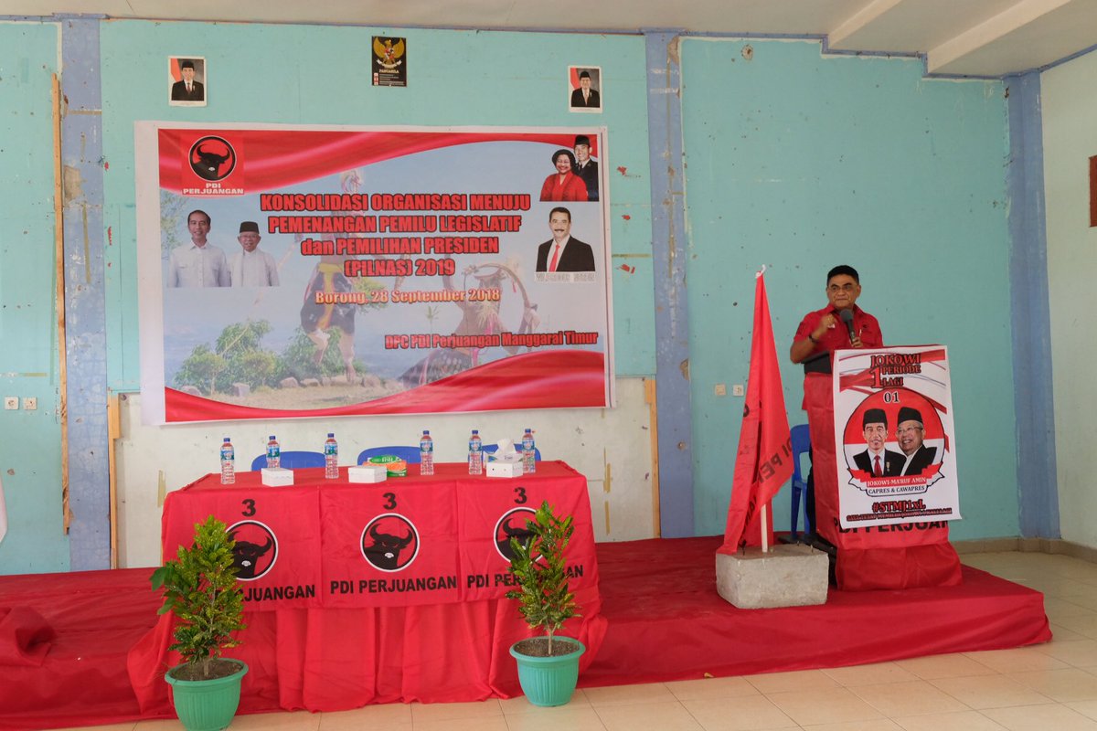 AndreasPareira's tweet photo. Rapat Kerja Cabang PDI Perjuangan Kabupaten Manggarai Timur. Mari kita menangkan Pemilu Legislatif dan Pemilu Presiden tahun 2019. Merdeka! 

#JokowiMaruf #Jokowi #PDIPerjuangan #Megawati #AndreasPareira #NTT #Flores #Lembata #AlorPantar https://t.co/hCtAHvaBzI