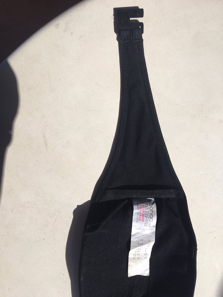 RiaB_'s tweet photo. @boohoo I’ve worn this bikini top once and it’s already broken! I’ve got a receipt and I’m really really disappointed with the quality because I’m now on holiday, one bikini top short! https://t.co/xeXAdrpbR3