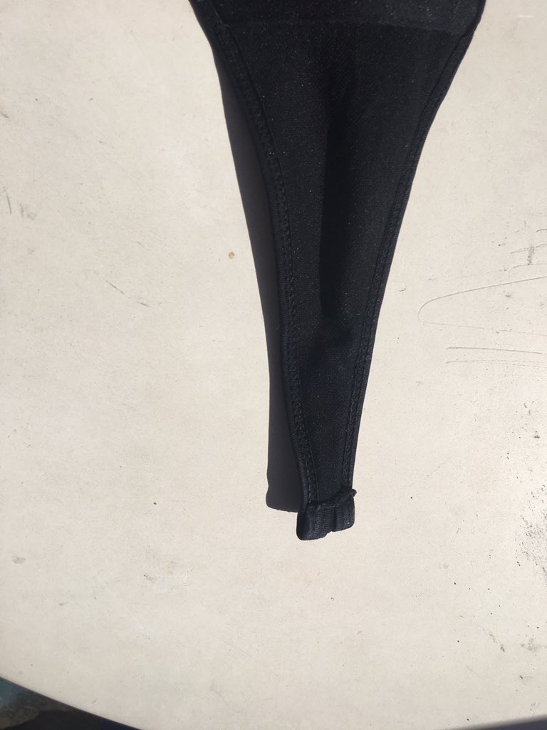 RiaB_'s tweet photo. @boohoo I’ve worn this bikini top once and it’s already broken! I’ve got a receipt and I’m really really disappointed with the quality because I’m now on holiday, one bikini top short! https://t.co/xeXAdrpbR3