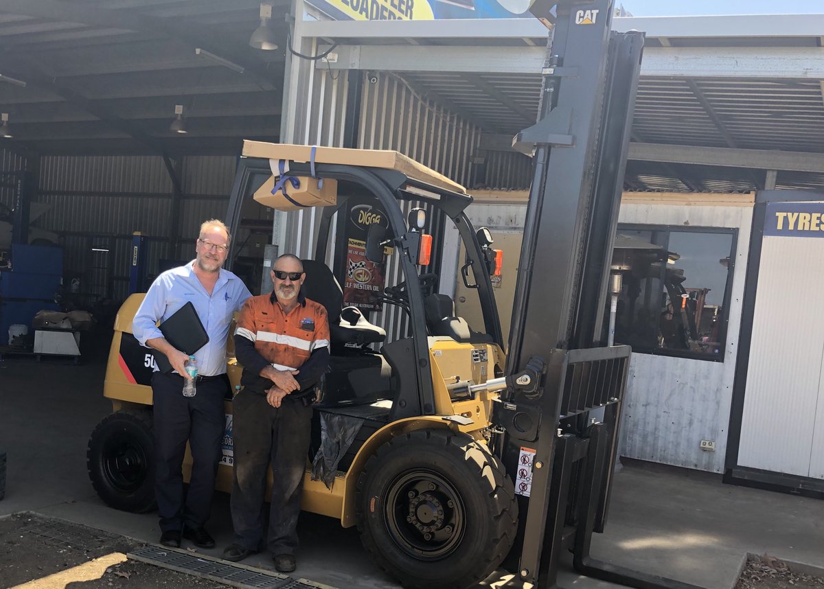One of my favourite parts of my job is getting out from behind the desk and visiting with our clients. Thanks to Mark and his team at CMF Forklifts for a great morning. Can’t wait for the launch of your new website 🤗 #ANZ