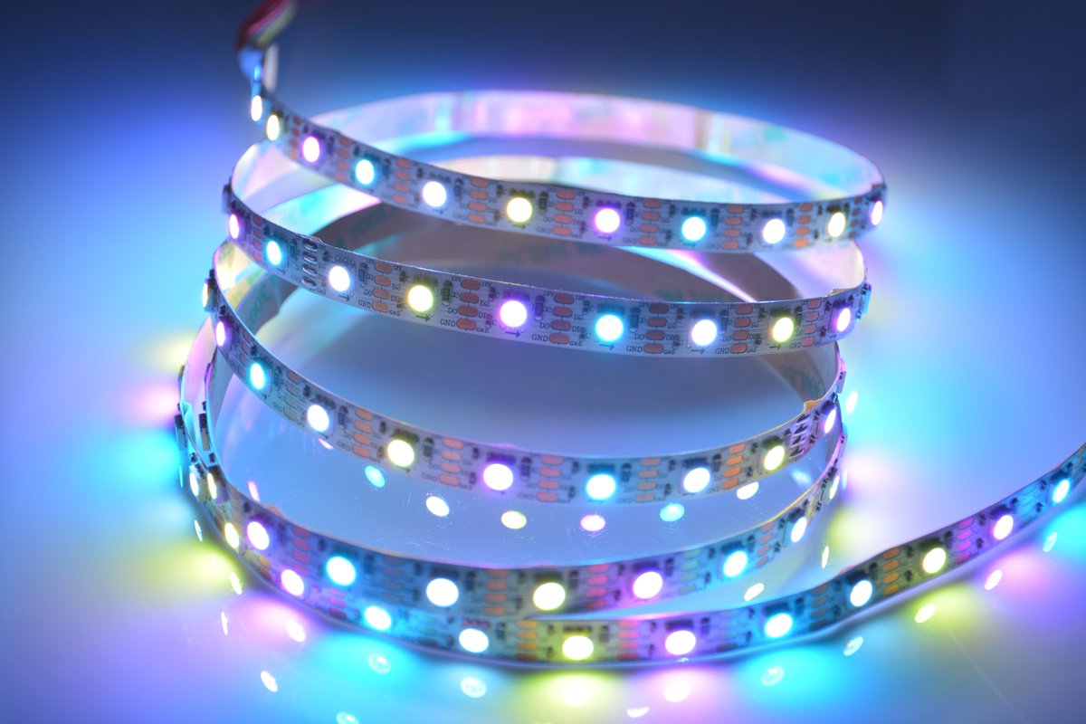 dc12v individual pixel strip gs8208
addressable-led.com/Products/12V-D…
