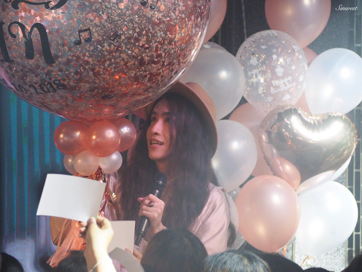 sinweet's tweet image. 💕💕💕 น่ารักไปหมดเลยวันนี้ 😚

#Sinbirthdayevelive2018
#Sin
#Sinofficial