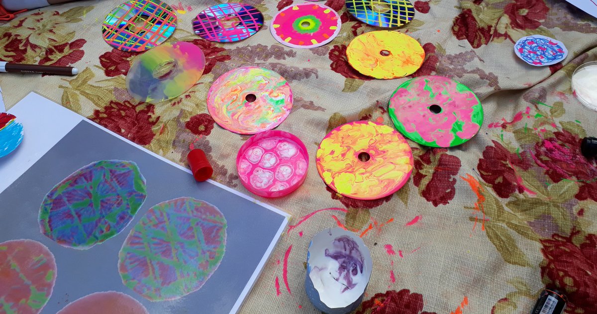 anahelang's tweet photo. #ranelaghartsfestival #HyperMicroMacro. Lots of fun yesterday with our little scientists-artists in the Petri Dish activity! Thanks for coming! And many thanks to @RanelaghArts for hosting us and @scienceirel @UCDBioFoodEng @ucdSIRG for their support! https://t.co/SvoD0HC66z