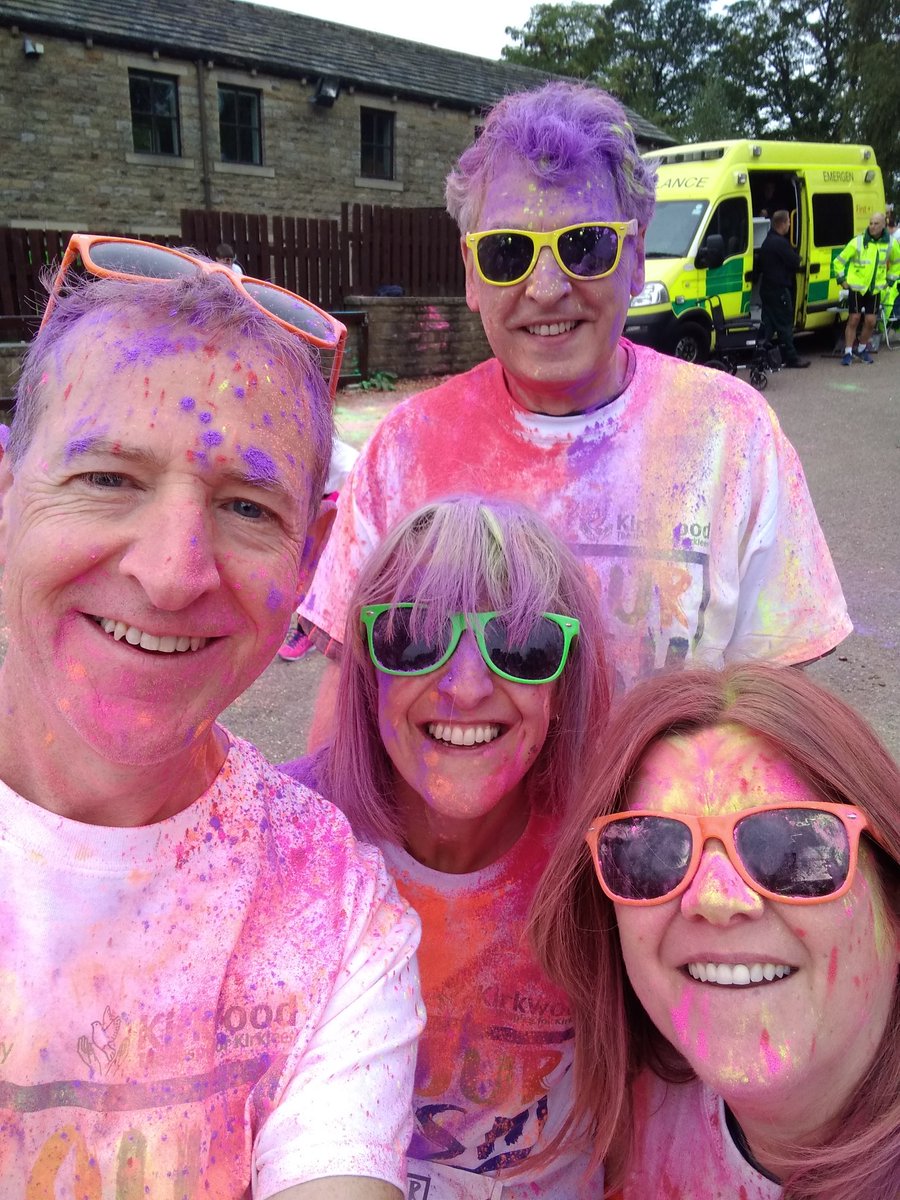 BirkieDave's tweet photo. .@KirkwoodHospice #colourrush2018 and they have #vegan beer at the finish @ThreeFiends 👍 https://t.co/qiWBcek3MS