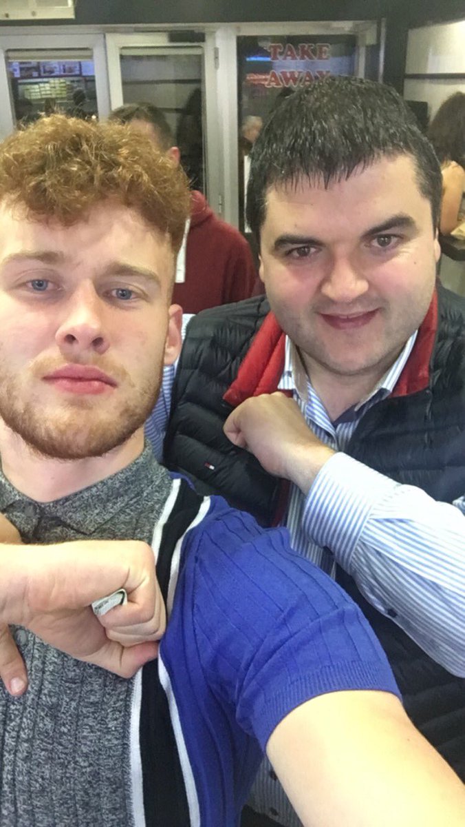 fionncusack's tweet photo. @bcarroll17 @LUFC weβre going to the premier league #MOT #MarchingOnTogether #TheBielsaEffect #LeedsUnitedSupportersClub https://t.co/KOF2KTxNLh