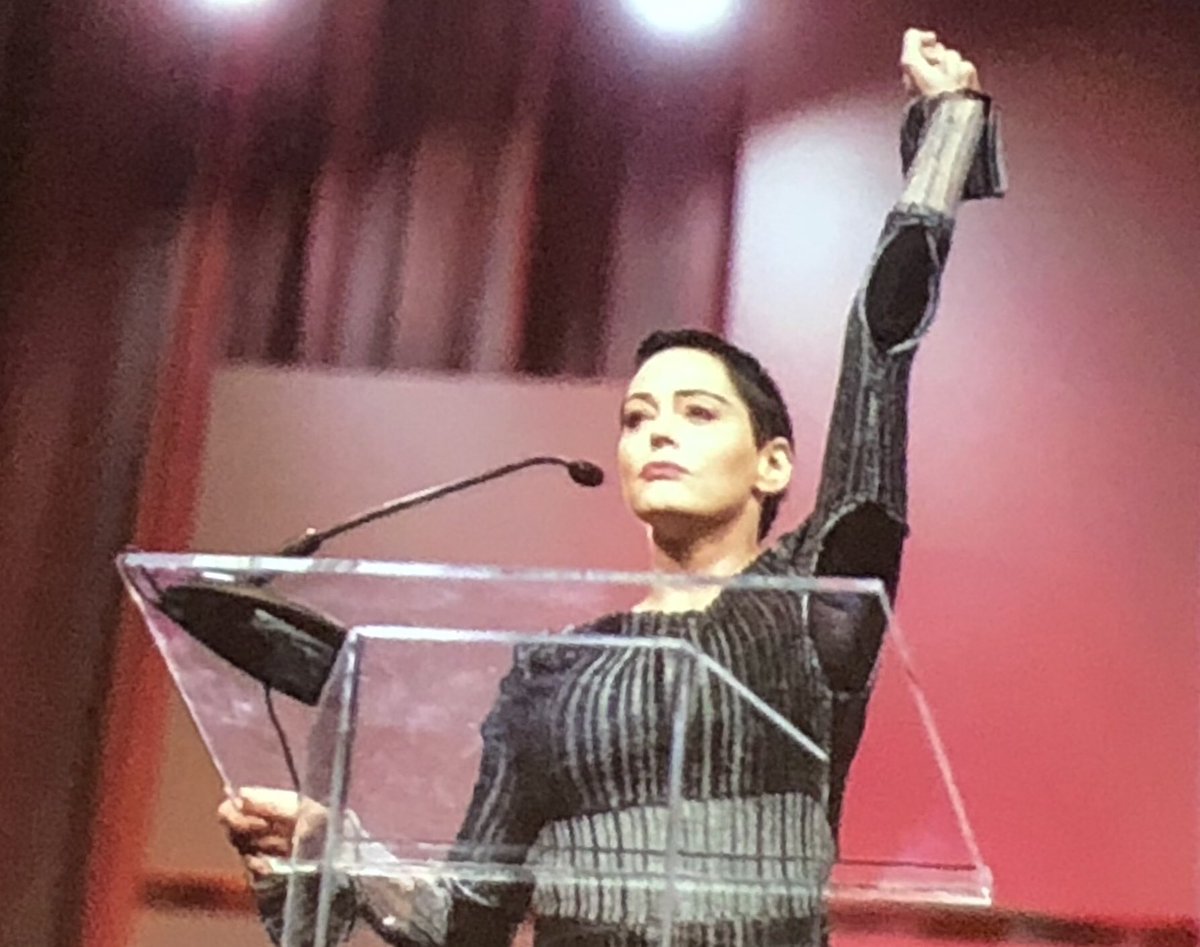 unizonjourer's tweet photo. ”Its time to rise and time to be brave.
We are no nation, we are no country - we are women, and you will hear us roar” - screening Rose McGowans speech at #dignity2018 https://t.co/YJWMBK0jMC