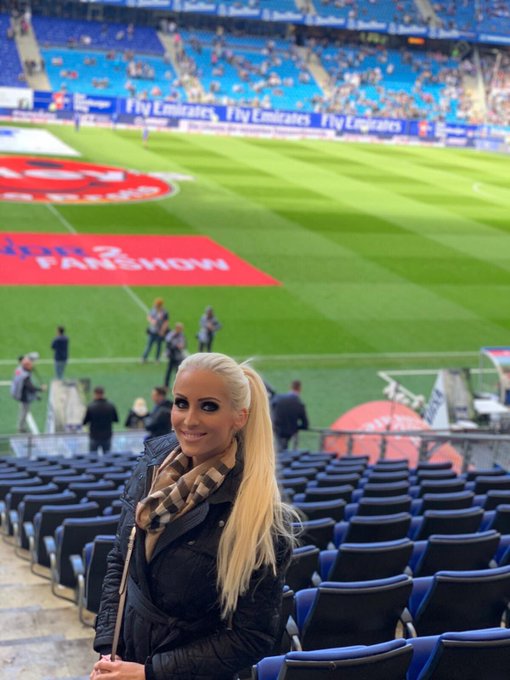 Derbytime 💙💙💙 #hsv #nurderHSV #derby #Volksparkstadion https://t.co/WM7AeftfqS<a href="/tag/hsv"class="tags">#hsv</a><a href="/tag/nurderhsv"class="tags">#nurderHSV</a><a href="/tag/derby"class="tags">#derby</a><a href="/tag/volksparkstadion"class="tags">#Volksparkstadion</a>