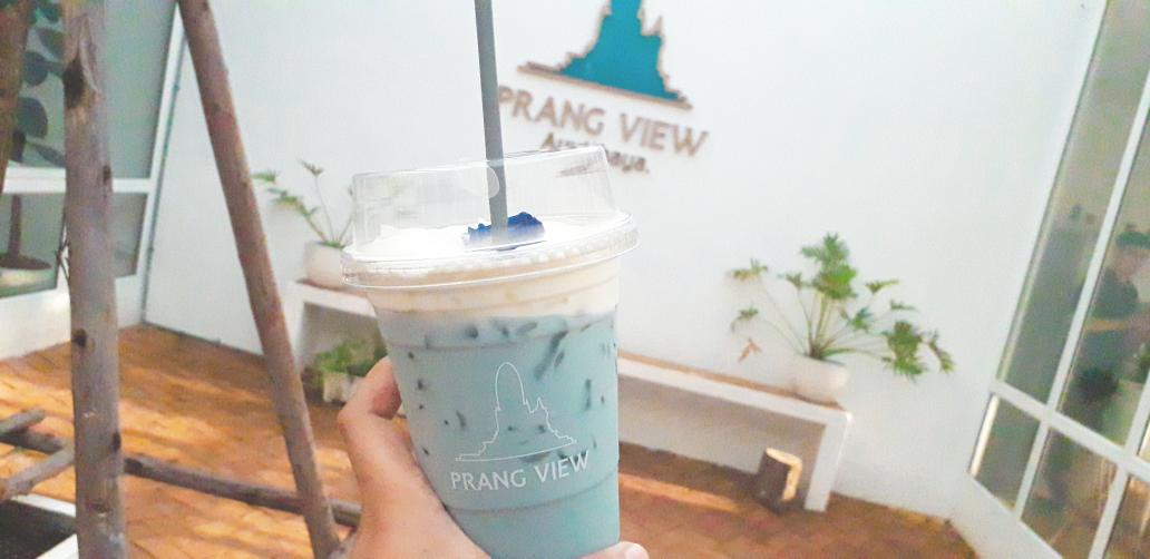 yellowheart_twt's tweet photo. คาเฟ่เปิดใหม่ มีทั้งของคาวของหวาน อยู่ตรงข้ามวัดราชบูรณะ ราคาระดับนึง ร้านมีมุมถ่ายรูปเยอะมาก บิงซูชาไทยไข่เค็มบัวลอยคือดีมาก อร่อย แนะนำว่ามาแล้วต้องสั่ง @aroii @ReviewAyutthaya @ReviewAroii #อร่อยบอกต่อ #อร่อยไปแดก https://t.co/NrhkkeFebT
