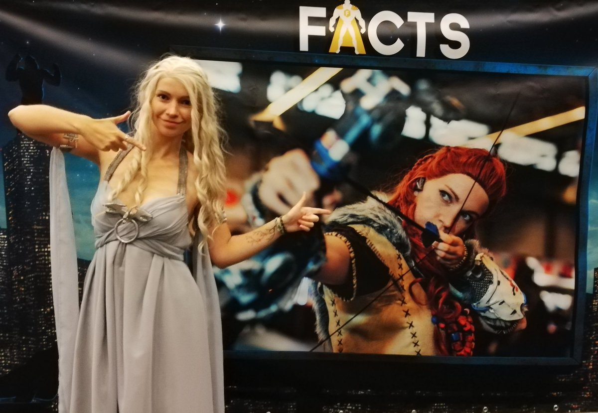 Tsukichan96's tweet photo. Always on giant poster at @FACTSConvention ! So proud to see again my picture here 💗
#aloy #daenerys #Got #horizonzerodawn #cosplay #belgium @Guerrilla https://t.co/ScnGGJyAv0