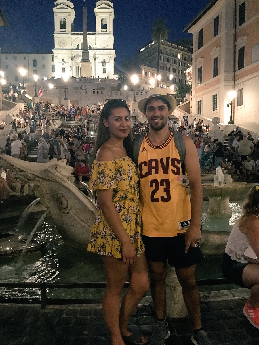 LuseniFei's tweet photo. Work in a few hours time and I can’t sleep. Reminiscing &amp; realising how blessed I’ve been in life ☺️ @Cee_Wagg 🧡 https://t.co/AmIPm5GLcH