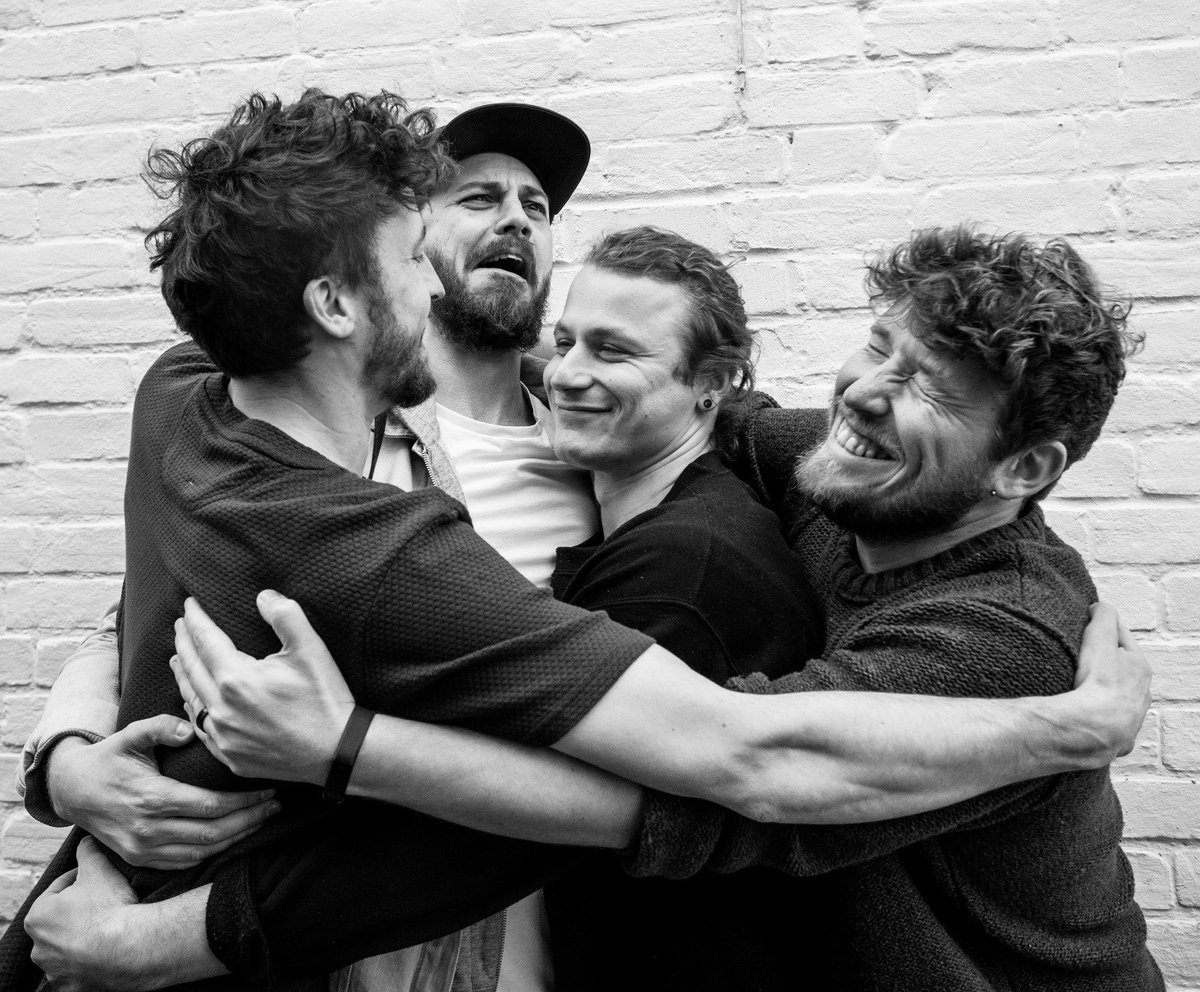 These Legends!!
Lads - Thank you SO much for all your hard work. 

DLK marches on! ('till your kingdom come' - 🎺)
#thedreamliveson #oldfriends