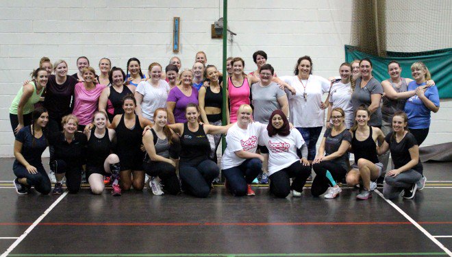Bk2Netball_BURY's tweet photo. Join us tomorrow 01.10.2018, at @Parrenthorn high school in Prestwich at 20:00 for excellent netball fun! Only £3pp and the best fun you'll have all week! 😁😁😁 https://t.co/ivWSMsWzeN