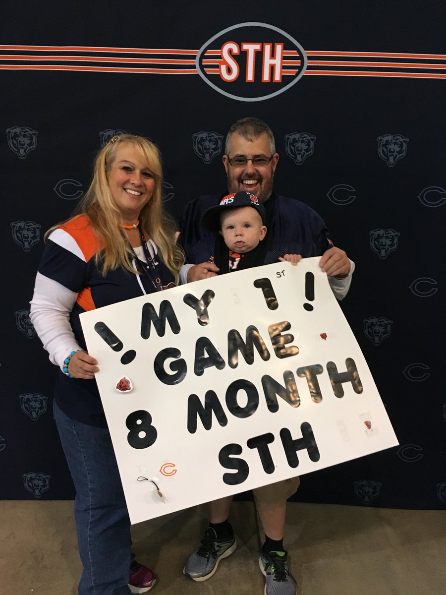 BearsSTH's tweet photo. 1st game as an STH! #BearsSTH #STHEXperiences https://t.co/Jo9a2KuB5P