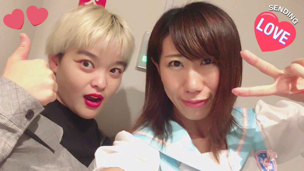 kayokohonma's tweet photo. #アキバ大好きアイドルライブフェス、出演前の楽屋ではなんと！

#有吉ジャポン の密着取材でお世話になりました #ゆみーる さんと感動の再会を果たしておりましたー🙌💓

#グラドル文化祭 で発掘された巨乳は実際にGカップだったそう😍

お会いできて感激でした🙈💓

#GLITTER
#ビエノロッシ
#Vsister https://t.co/BRYQ0BOyhq