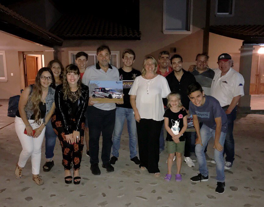 miguelisaok's tweet photo. Gracias @ecistola y a toda tu familia por la invitación y por compartir este lindo momento conmigo, segui así que se vienen más podios 🙌🏆. https://t.co/fibXW0zxBL