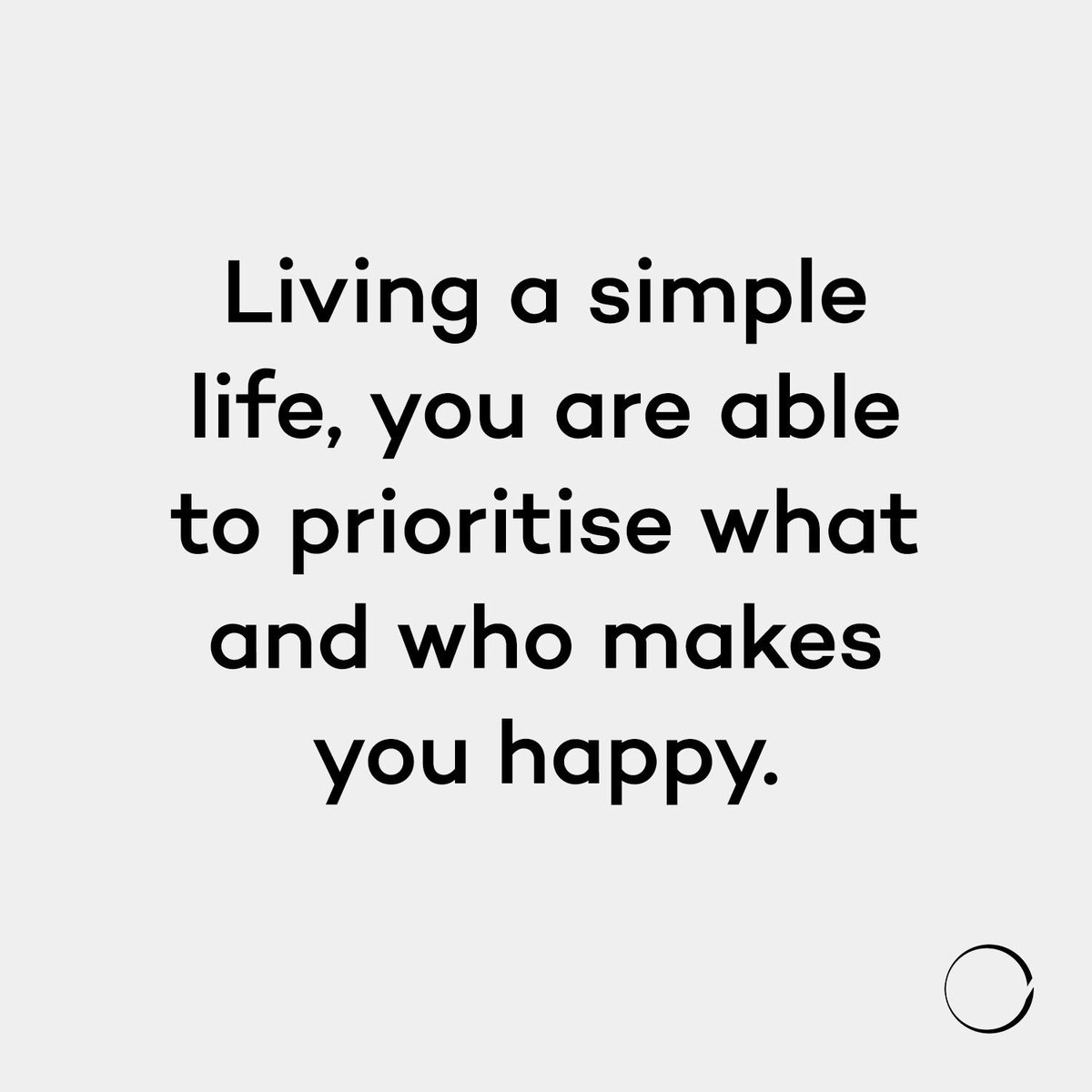 minimalism's tweet photo. You have the power to be in control, by choosing a simple life. https://t.co/cWGnAWci9P https://t.co/QwJTZUfFPe