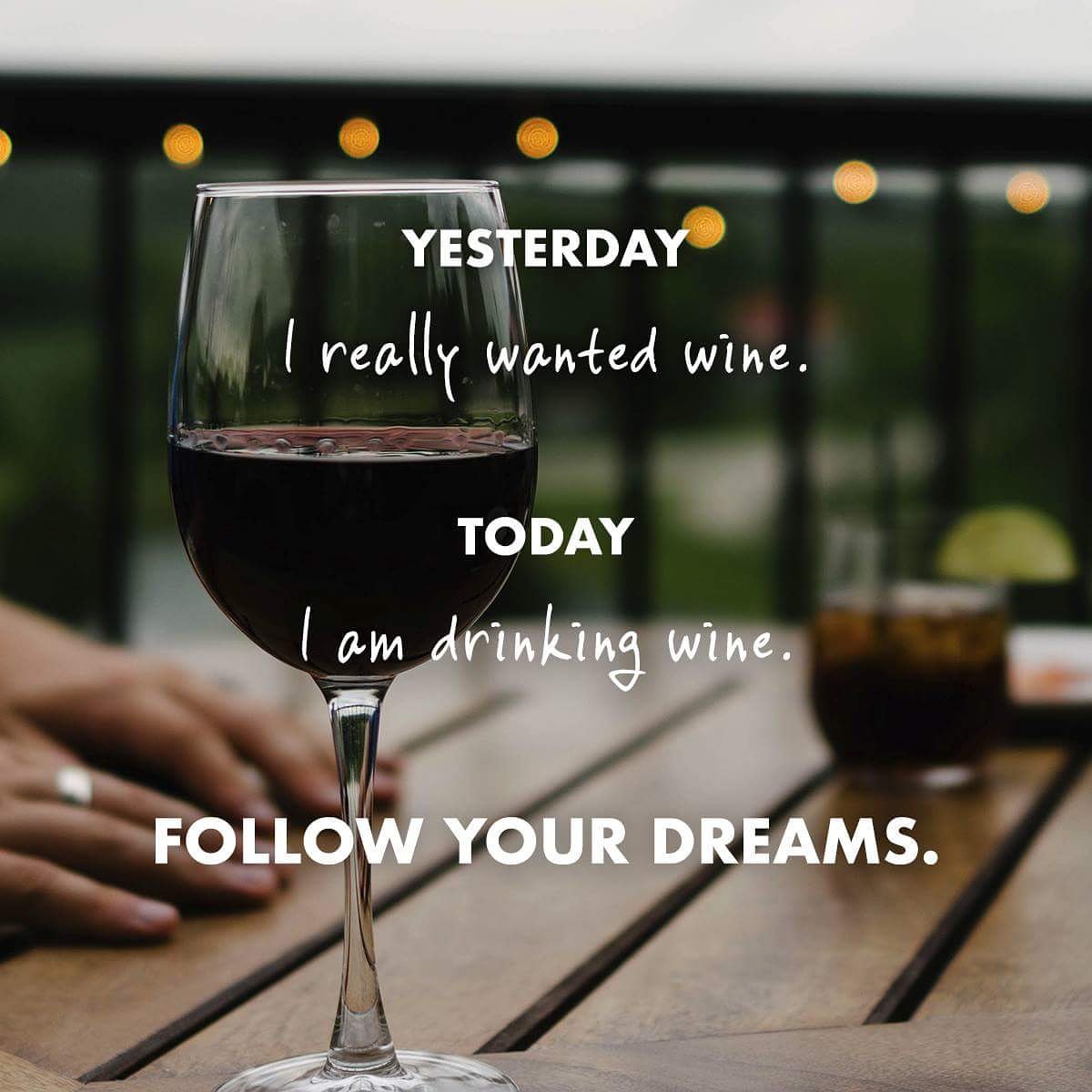 Current situation #followingmydreams  ✌️🍷.