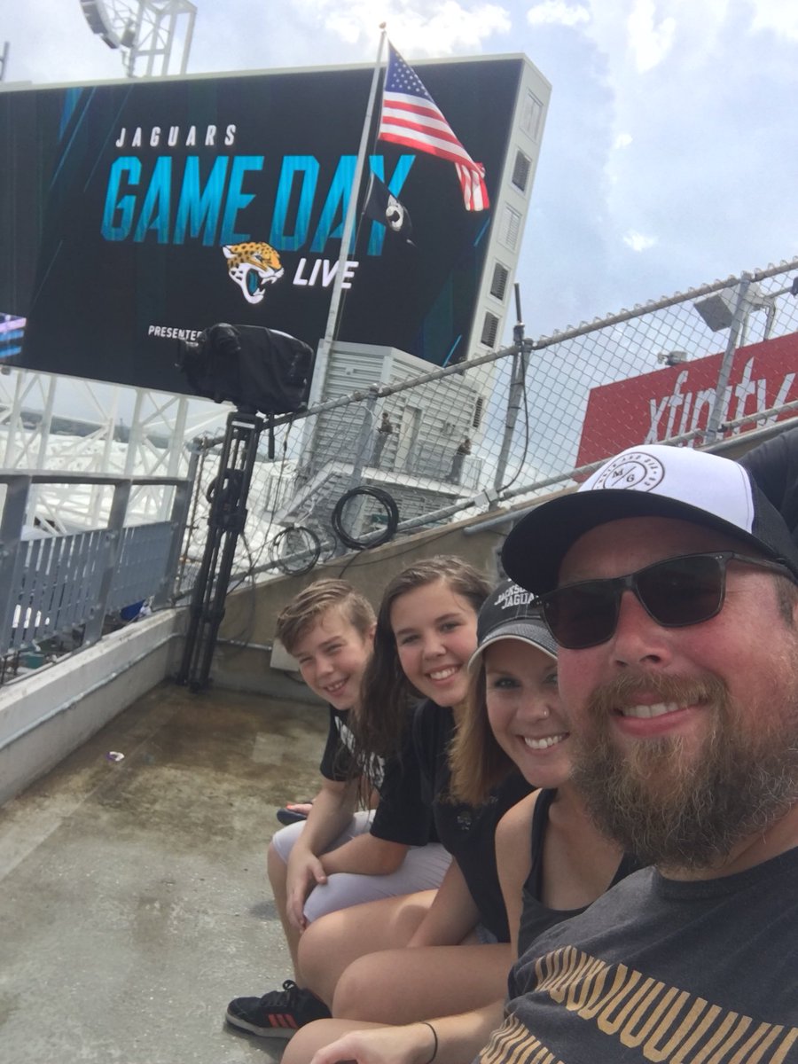 MacMaddies tweet media